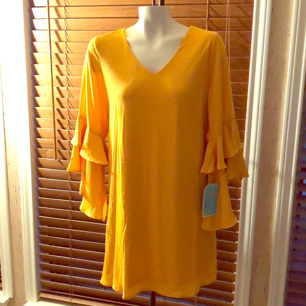 Yellow Gianni Bini dress